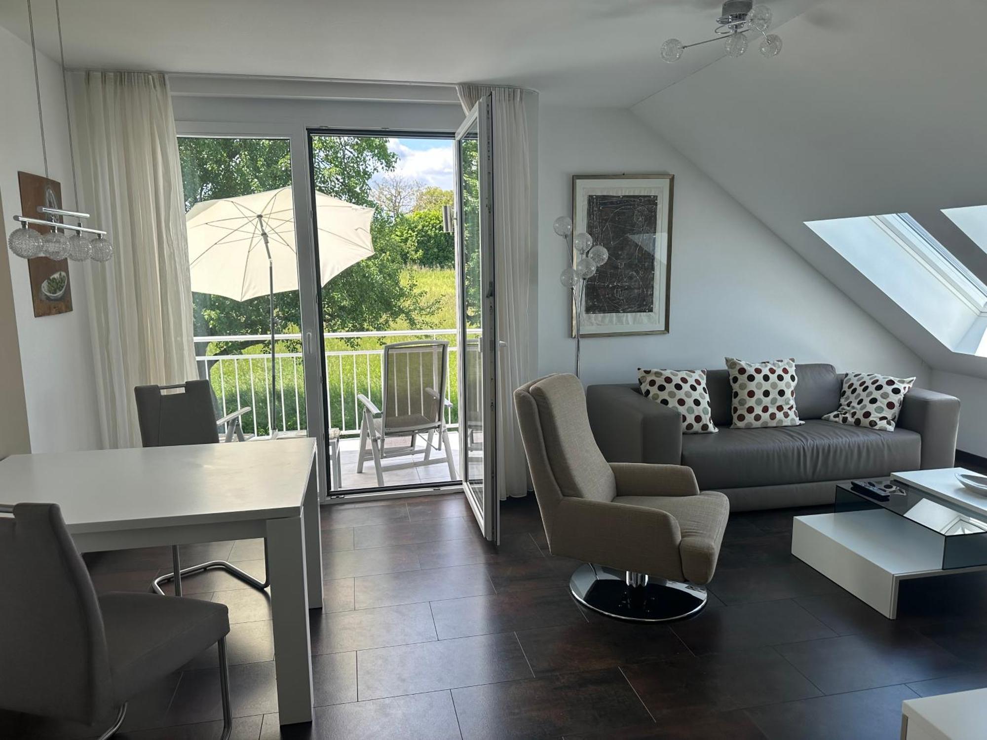 2-Zimmer-Ferienwohnung Mit Hotelservice Und 2 Balkons - Golf, Bike Und Wellness Im Markgraeflerland Bad Bellingen Eksteriør bilde